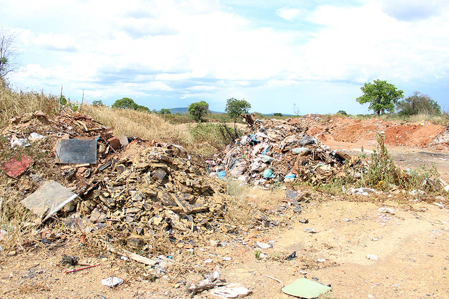 Moradores se mobilizam contra descarte irregular de lixo em Tabocas do Brejo Velho